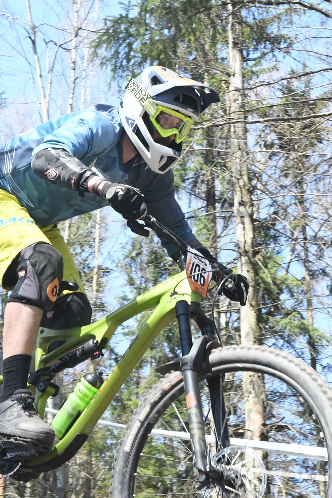 Náhled obrázku: 2023-1690-Enduro-TU-sobota-106.JPG