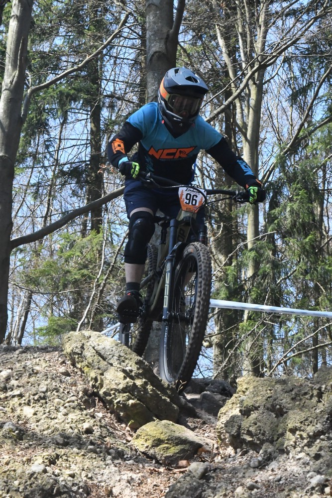 Náhled obrázku: 2023-1711-Enduro-TU-sobota-96.JPG