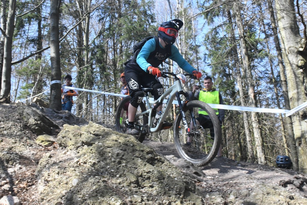 Náhled obrázku: 2023-1766-Enduro-TU-sobota-75.JPG