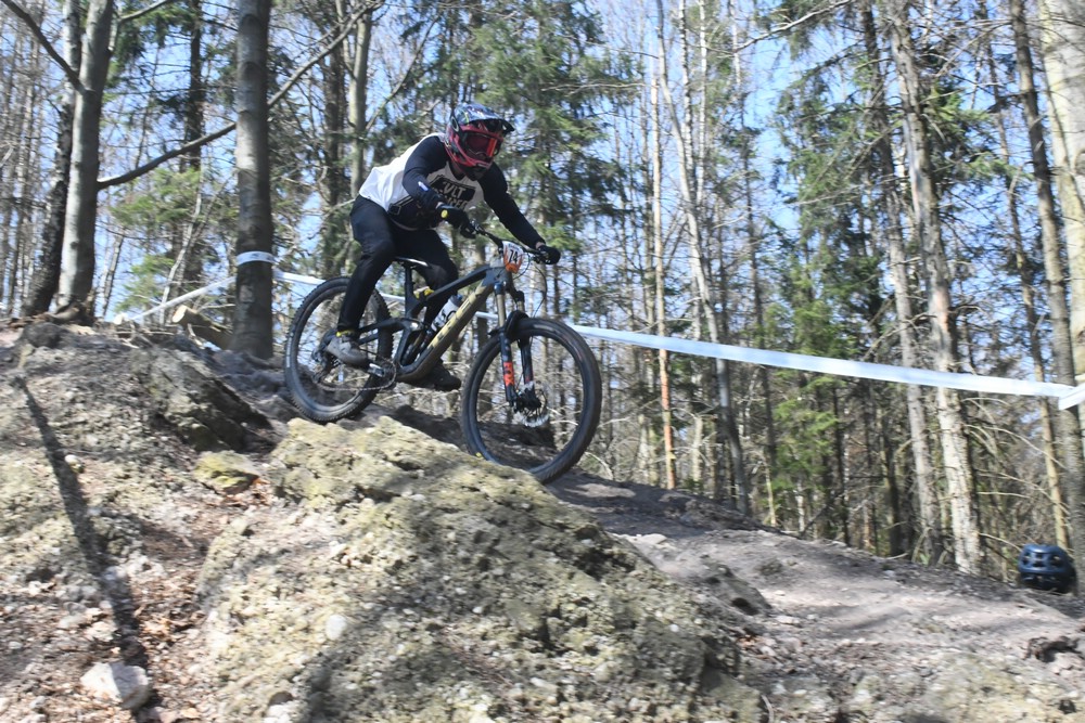 Náhled obrázku: 2023-1768-Enduro-TU-sobota-74.JPG