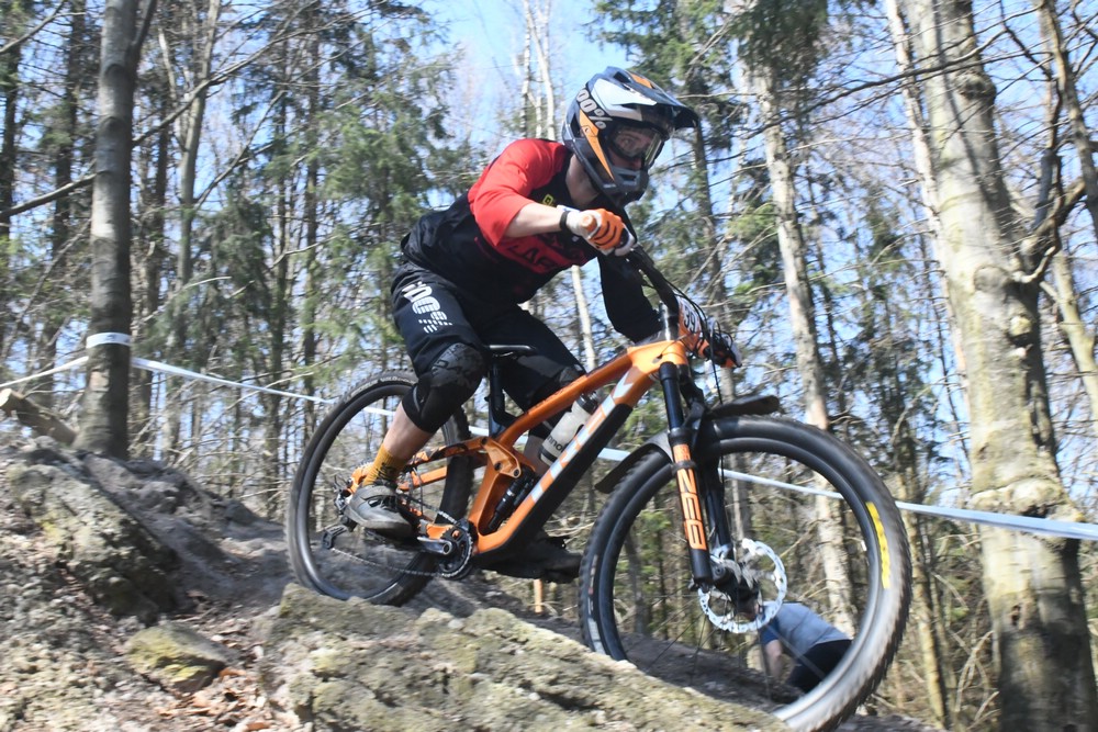 Náhled obrázku: 2023-1848-Enduro-TU-sobota-39.JPG