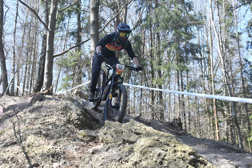 Náhled obrázku: 2023-1853-Enduro-TU-sobota-34.JPG