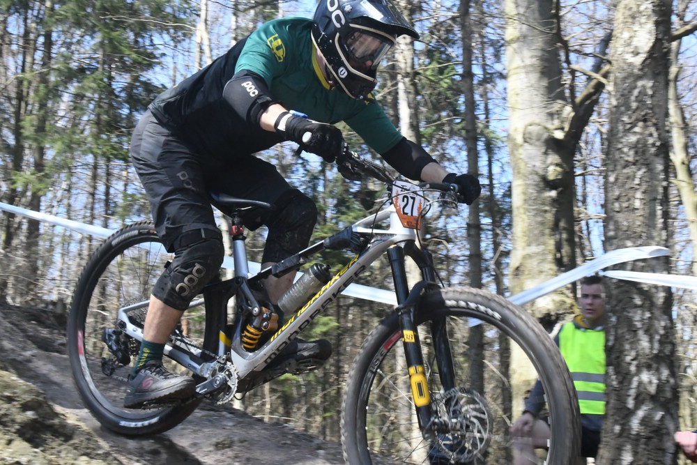 Náhled obrázku: 2023-1869-Enduro-TU-sobota-27.JPG