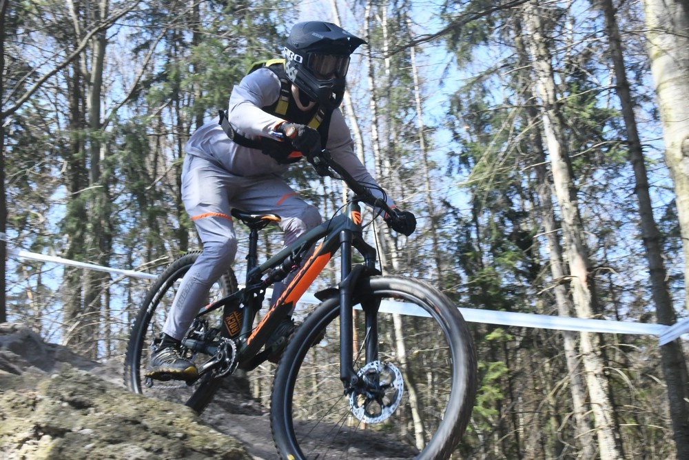 Náhled obrázku: 2023-1879-Enduro-TU-sobota-0.JPG