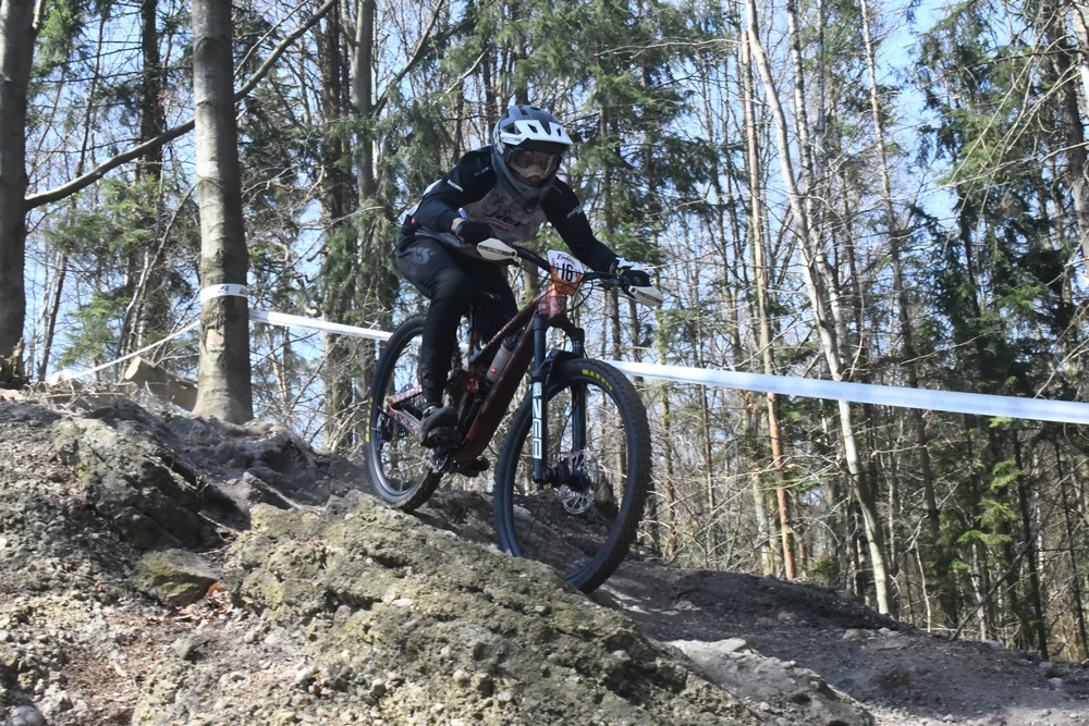 Náhled obrázku: 2023-1895-Enduro-TU-sobota-16.JPG