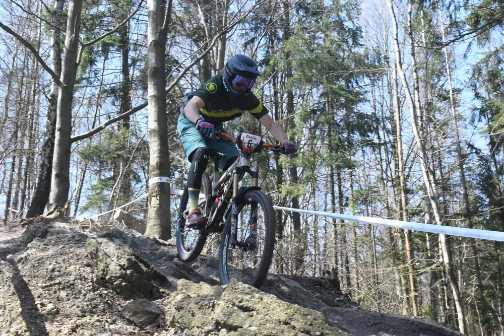 Náhled obrázku: 2023-1920-Enduro-TU-sobota-6.JPG