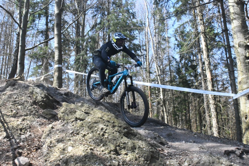 Náhled obrázku: 2023-1927-Enduro-TU-sobota-4.JPG