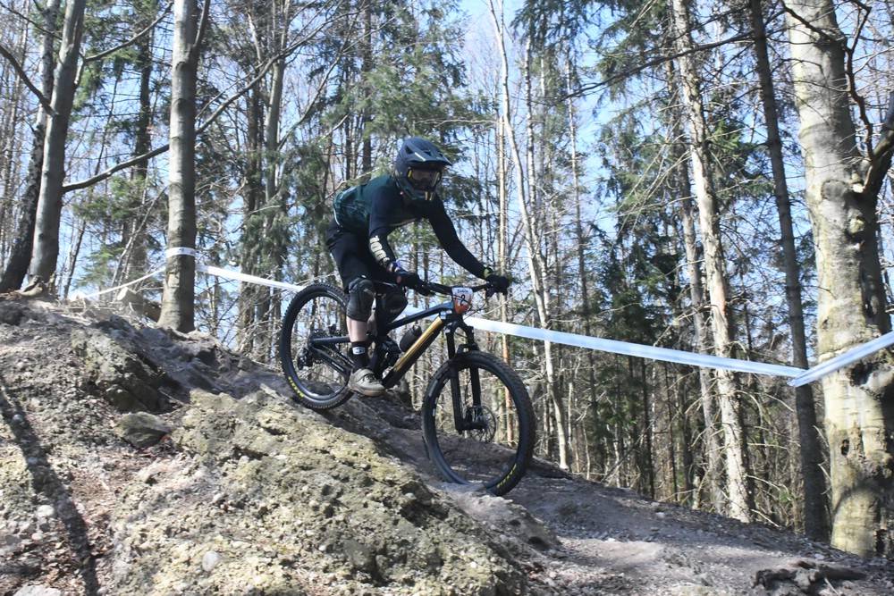 Náhled obrázku: 2023-1934-Enduro-TU-sobota-2.JPG