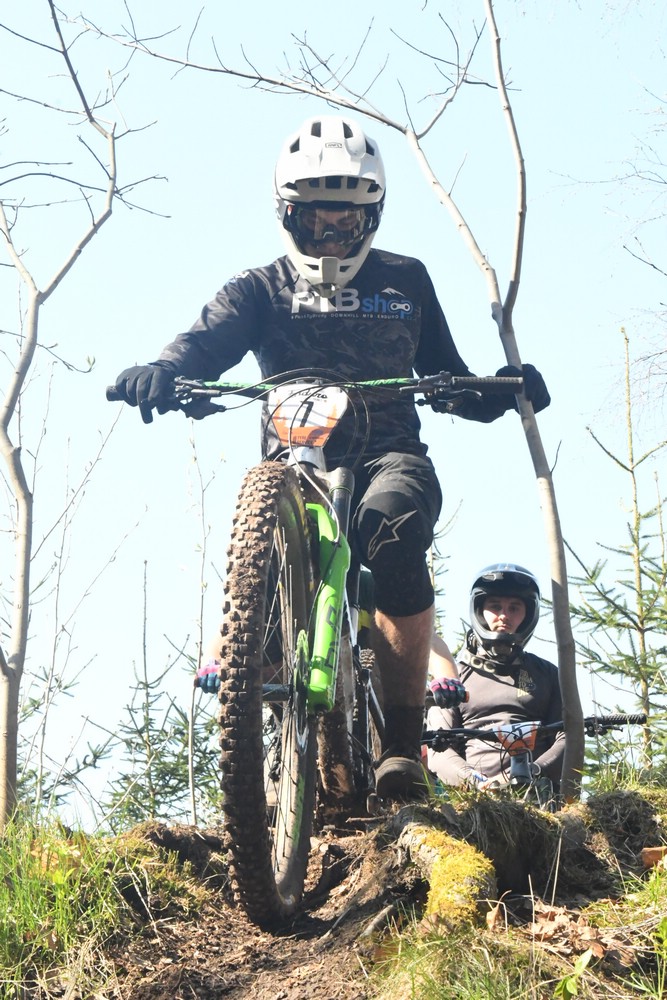 Náhled obrázku: 2023-1985-Enduro-TU-sobota-7.JPG