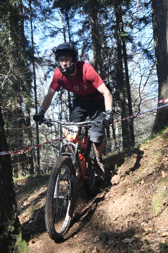 Náhled obrázku: 2023-2075-Enduro-TU-sobota-45.JPG