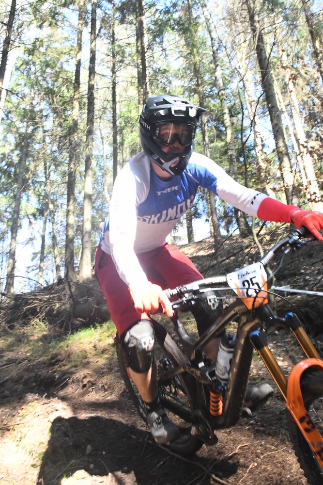 Náhled obrázku: 2023-2113-Enduro-TU-sobota-25.JPG