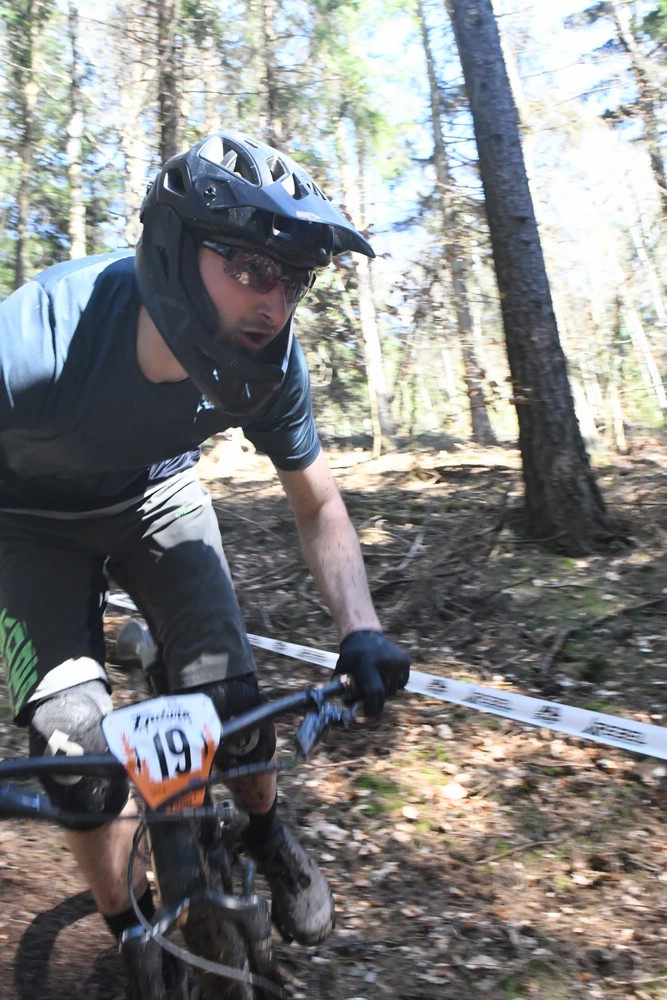 Náhled obrázku: 2023-2127-Enduro-TU-sobota-19.JPG