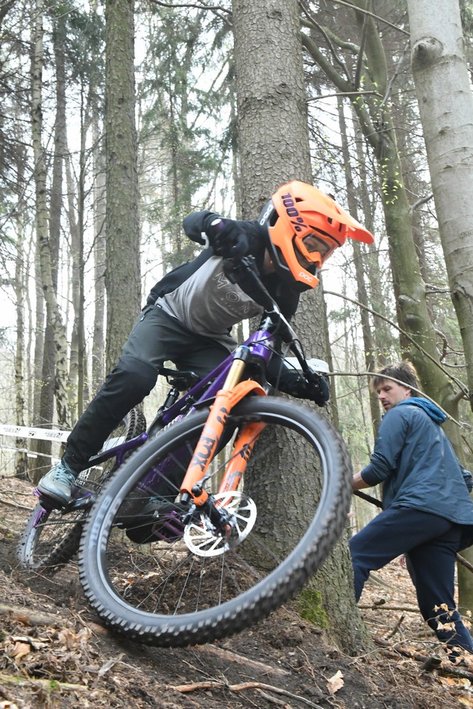 Náhled obrázku: 2023-1077-Enduro-TU-nedele-416.JPG