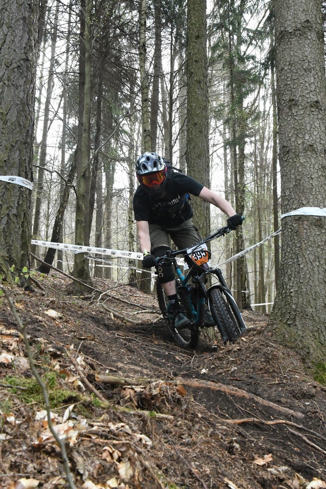 Náhled obrázku: 2023-1119-Enduro-TU-nedele-395.JPG