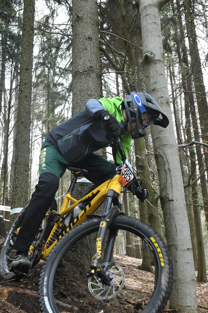 Náhled obrázku: 2023-1141-Enduro-TU-nedele-385.JPG