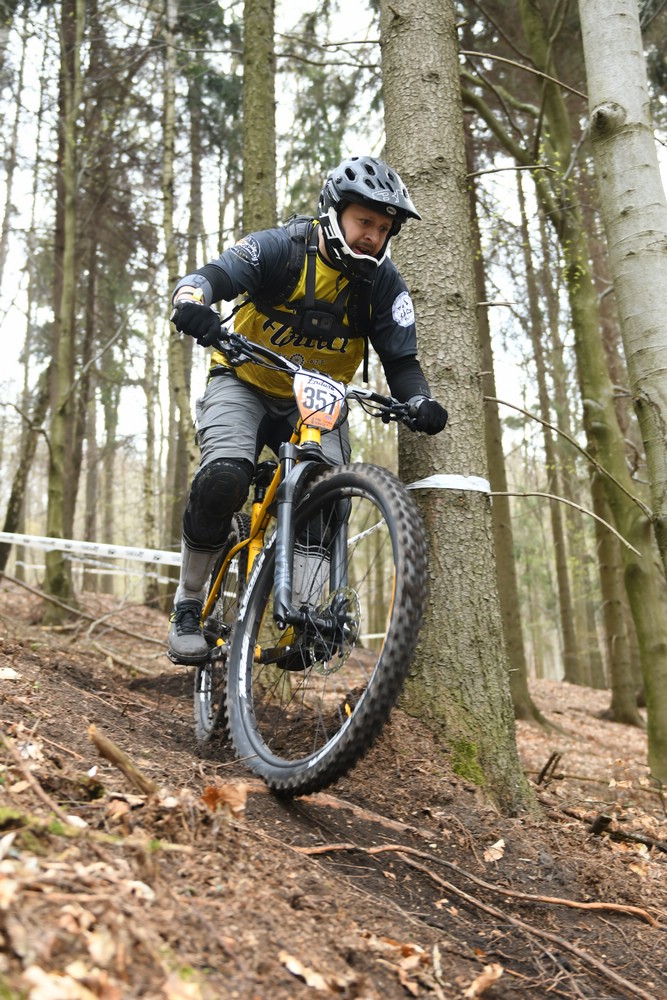 Náhled obrázku: 2023-1189-Enduro-TU-nedele-357.JPG