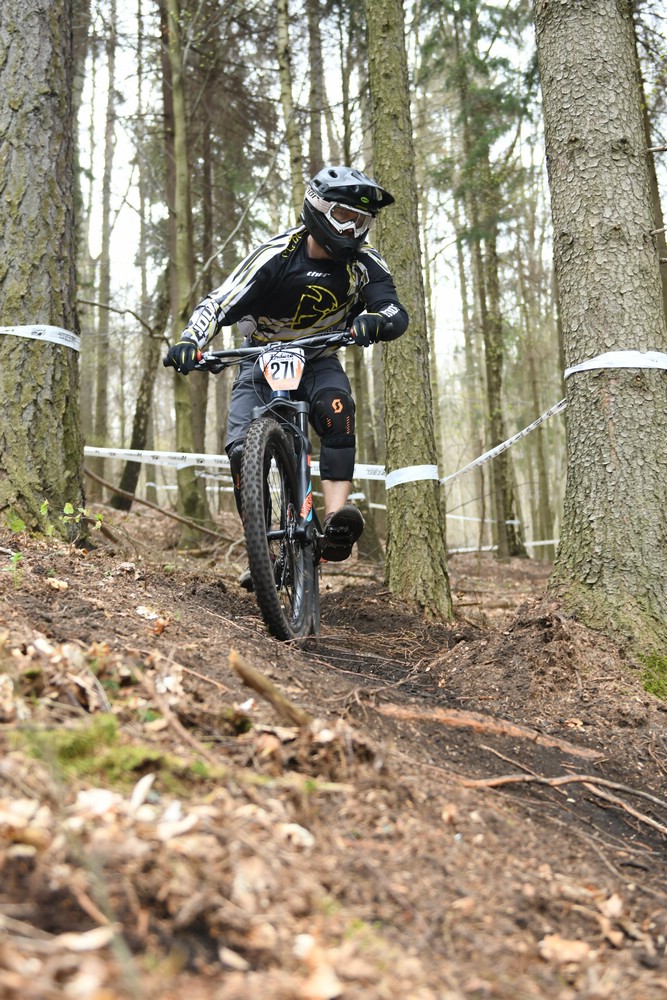 Náhled obrázku: 2023-1328-Enduro-TU-nedele-271.JPG