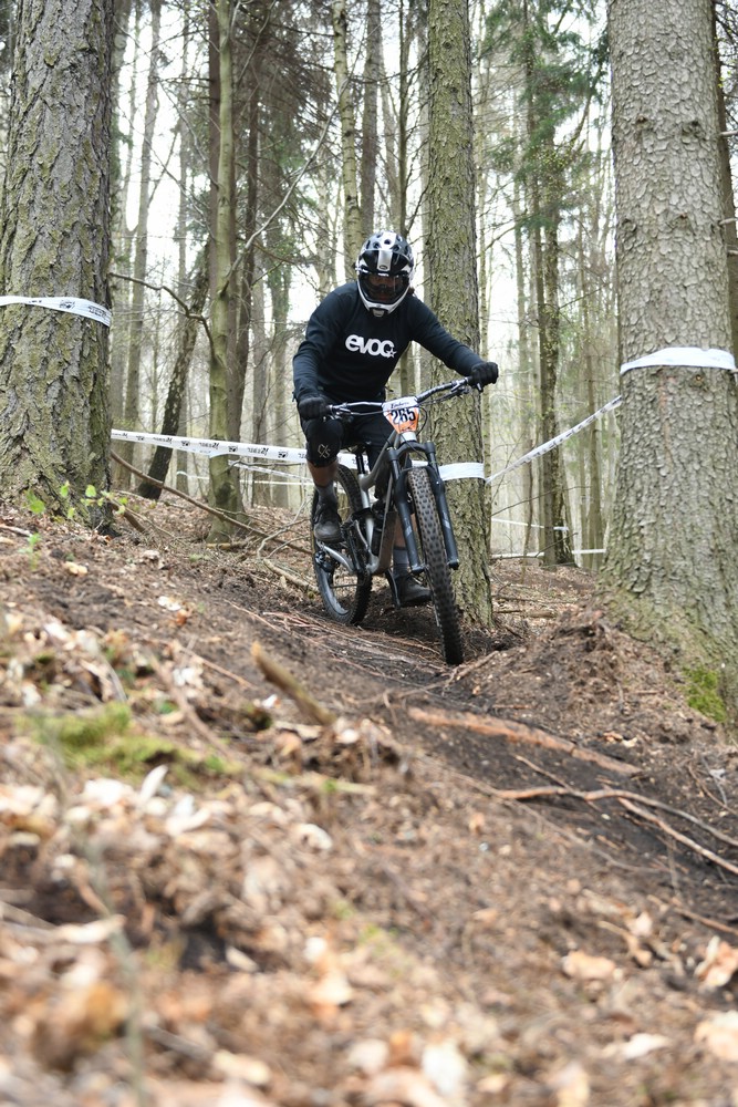 Náhled obrázku: 2023-1340-Enduro-TU-nedele-265.JPG