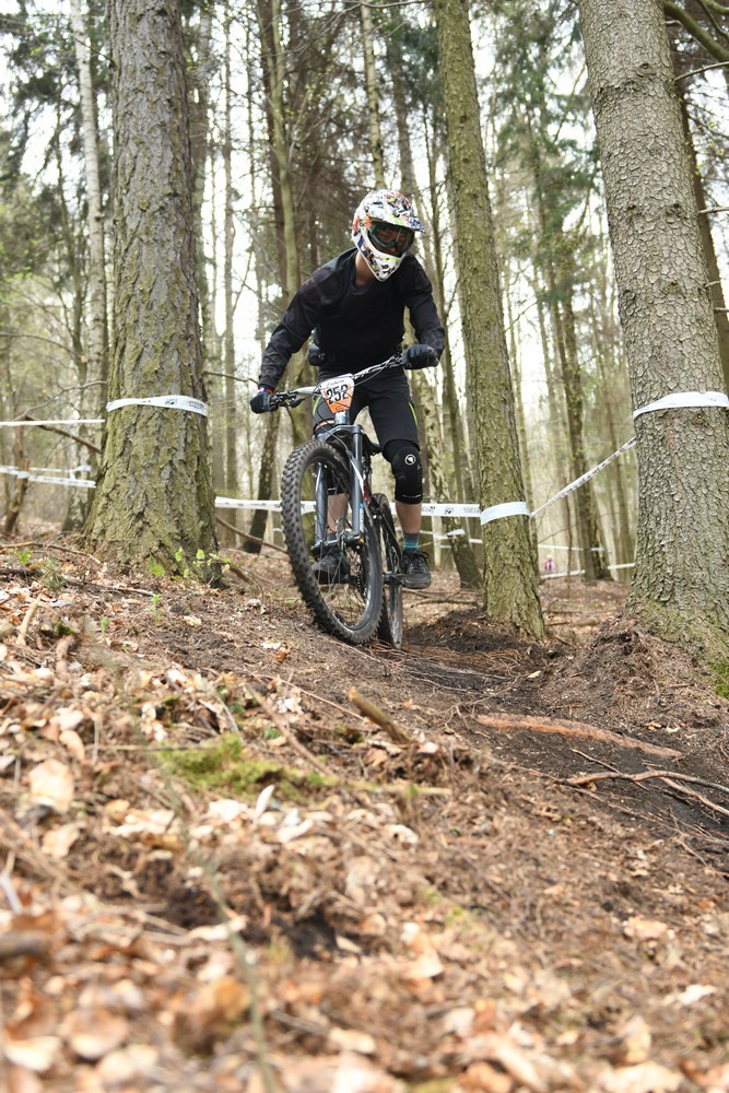 Náhled obrázku: 2023-1362-Enduro-TU-nedele-252.JPG