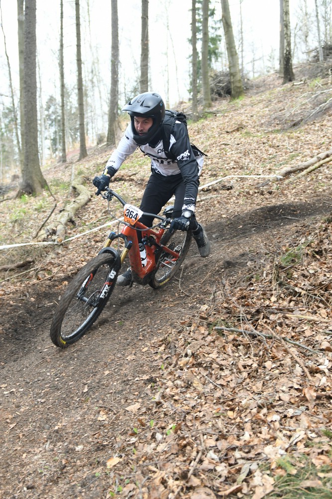 Náhled obrázku: 2023-1529-Enduro-TU-nedele-364.JPG