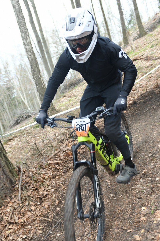 Náhled obrázku: 2023-1537-Enduro-TU-nedele-361.JPG