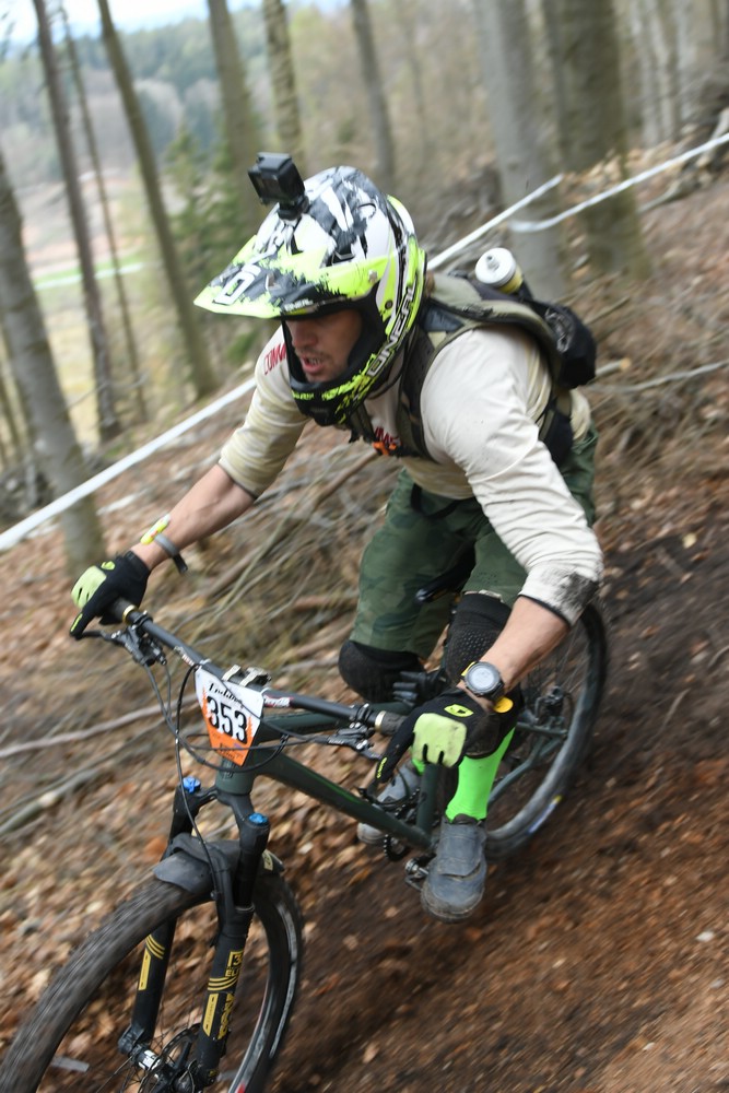 Náhled obrázku: 2023-1554-Enduro-TU-nedele-353.JPG