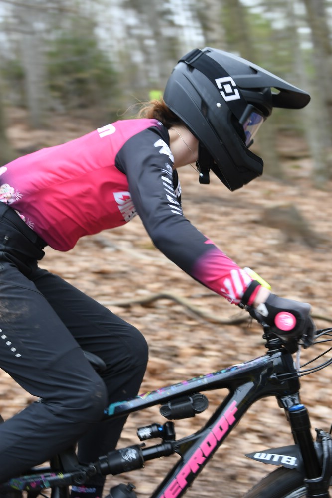 Náhled obrázku: 2023-1594-Enduro-TU-nedele-331.JPG