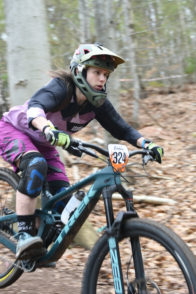 Náhled obrázku: 2023-1605-Enduro-TU-nedele-324.JPG