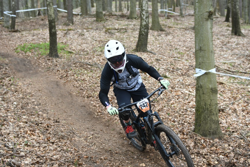 Náhled obrázku: 2023-1736-Enduro-TU-nedele-242.JPG
