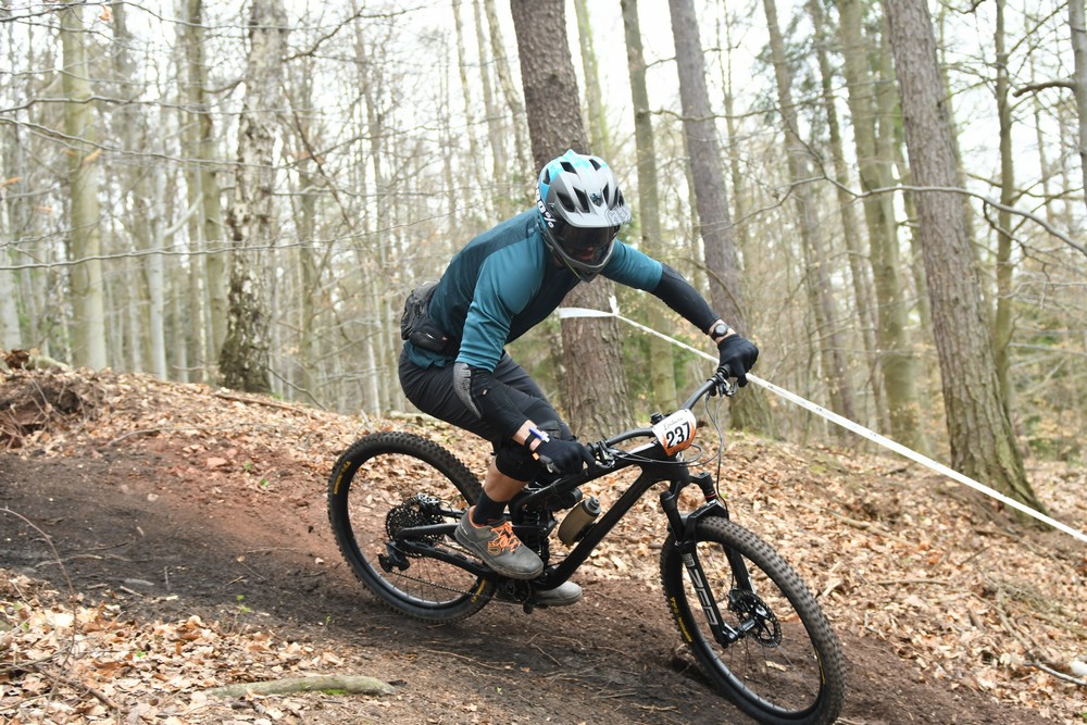 Náhled obrázku: 2023-1742-Enduro-TU-nedele-237.JPG