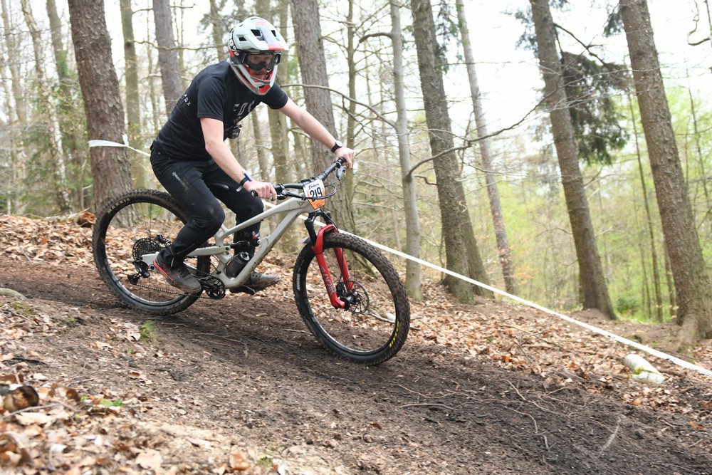 Náhled obrázku: 2023-1772-Enduro-TU-nedele-219.JPG