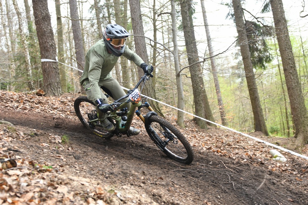 Náhled obrázku: 2023-1792-Enduro-TU-nedele-206.JPG