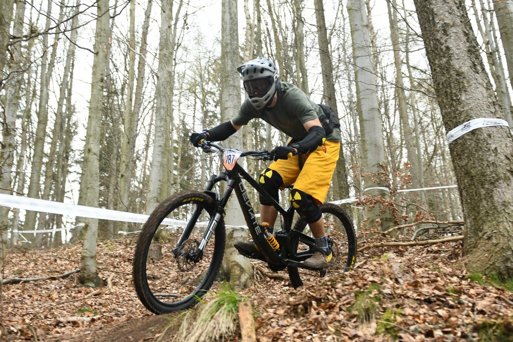 Náhled obrázku: 2023-1822-Enduro-TU-nedele-187.JPG