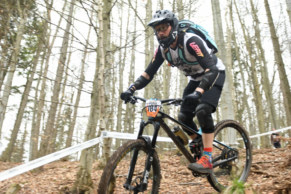 Náhled obrázku: 2023-1830-Enduro-TU-nedele-184.JPG