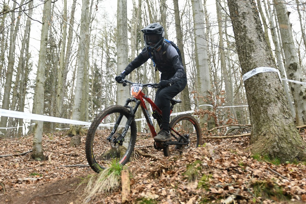 Náhled obrázku: 2023-1837-Enduro-TU-nedele-179.JPG