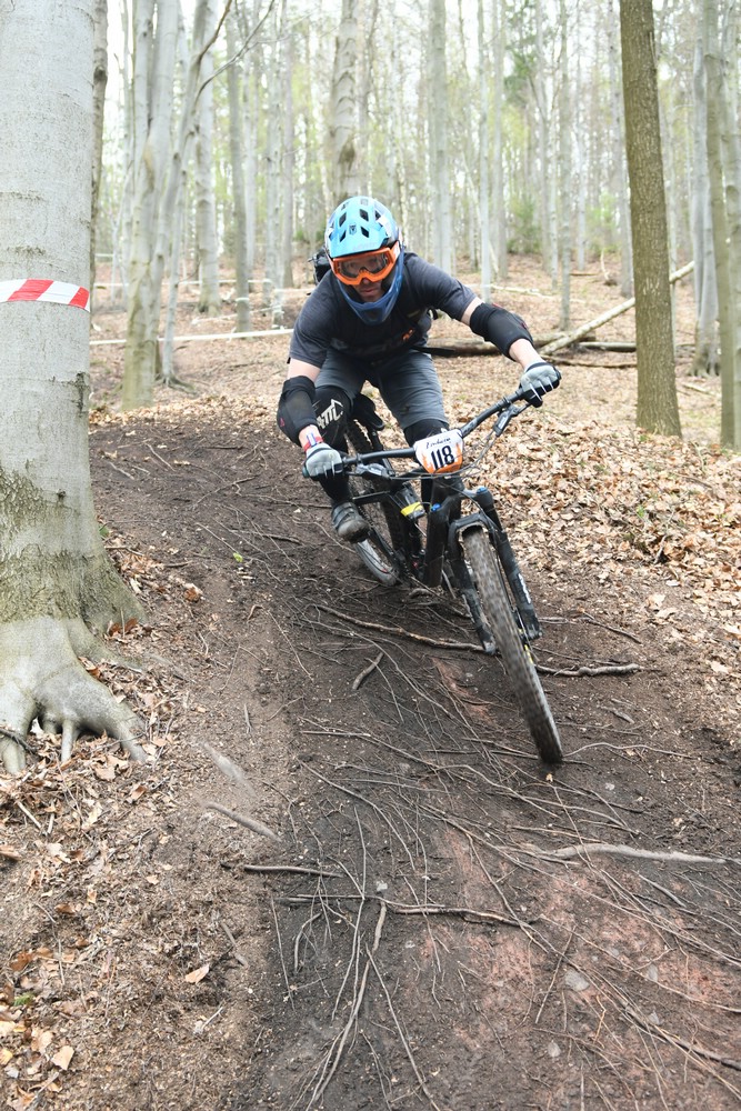 Náhled obrázku: 2023-1936-Enduro-TU-nedele-118.JPG