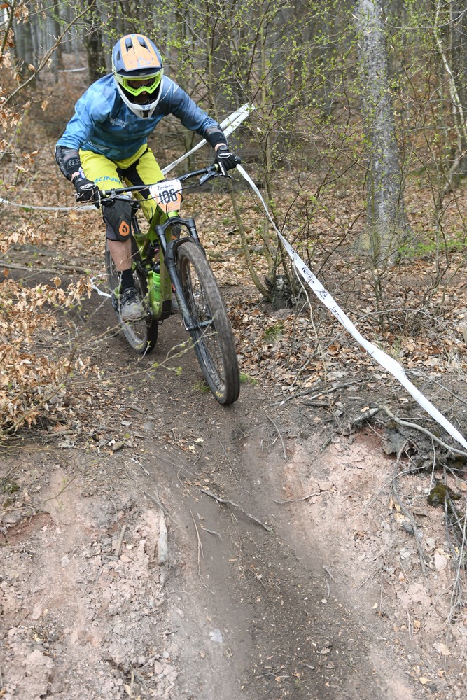 Náhled obrázku: 2023-1951-Enduro-TU-nedele-106.JPG