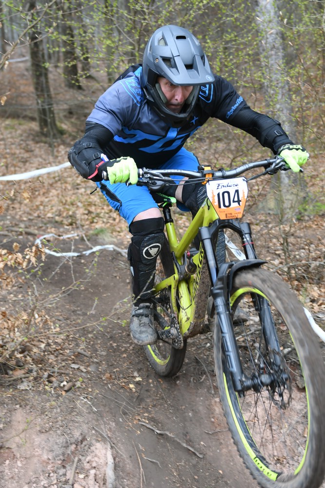 Náhled obrázku: 2023-1956-Enduro-TU-nedele-104.JPG