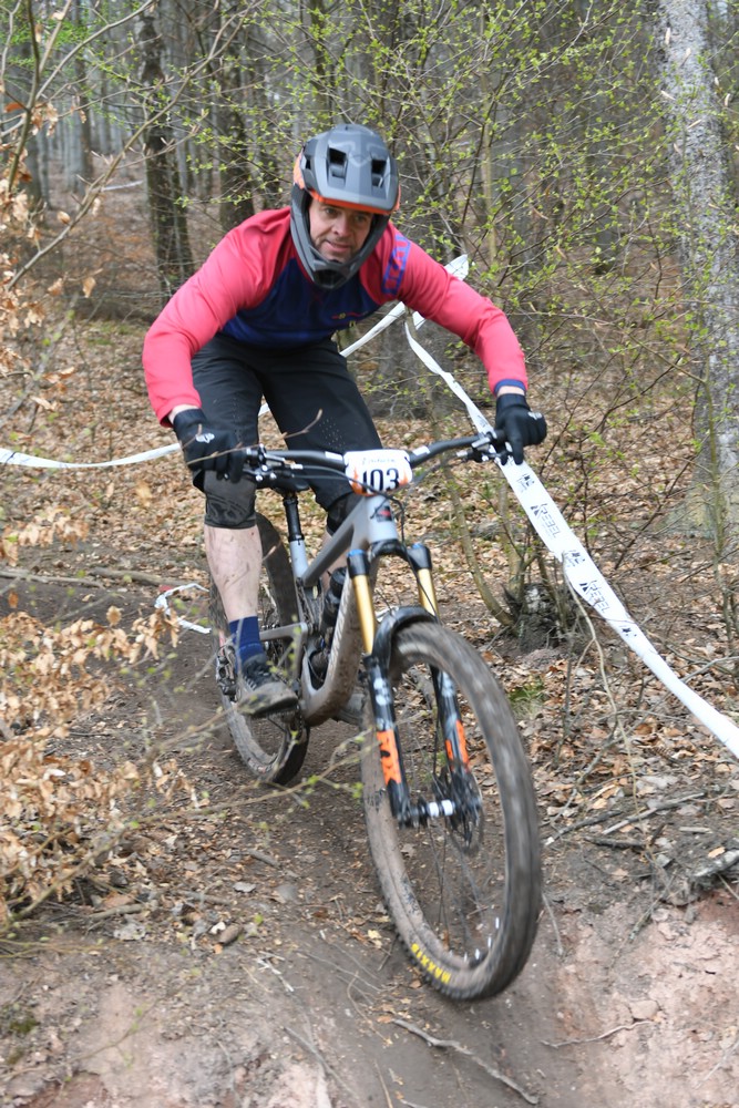 Náhled obrázku: 2023-1957-Enduro-TU-nedele-103.JPG