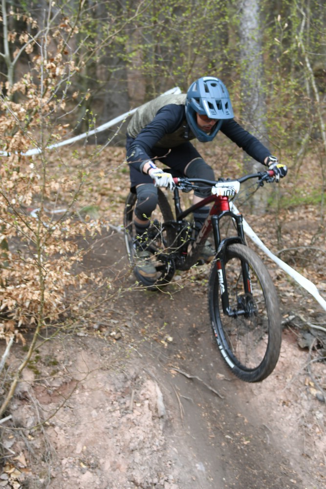 Náhled obrázku: 2023-1961-Enduro-TU-nedele-101.JPG