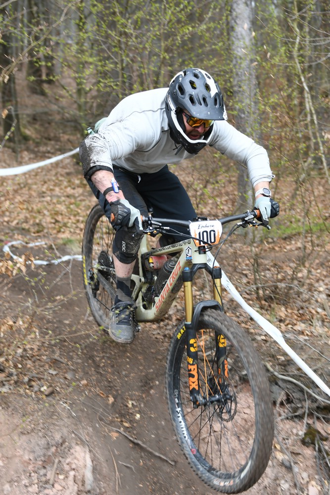 Náhled obrázku: 2023-1964-Enduro-TU-nedele-100.JPG