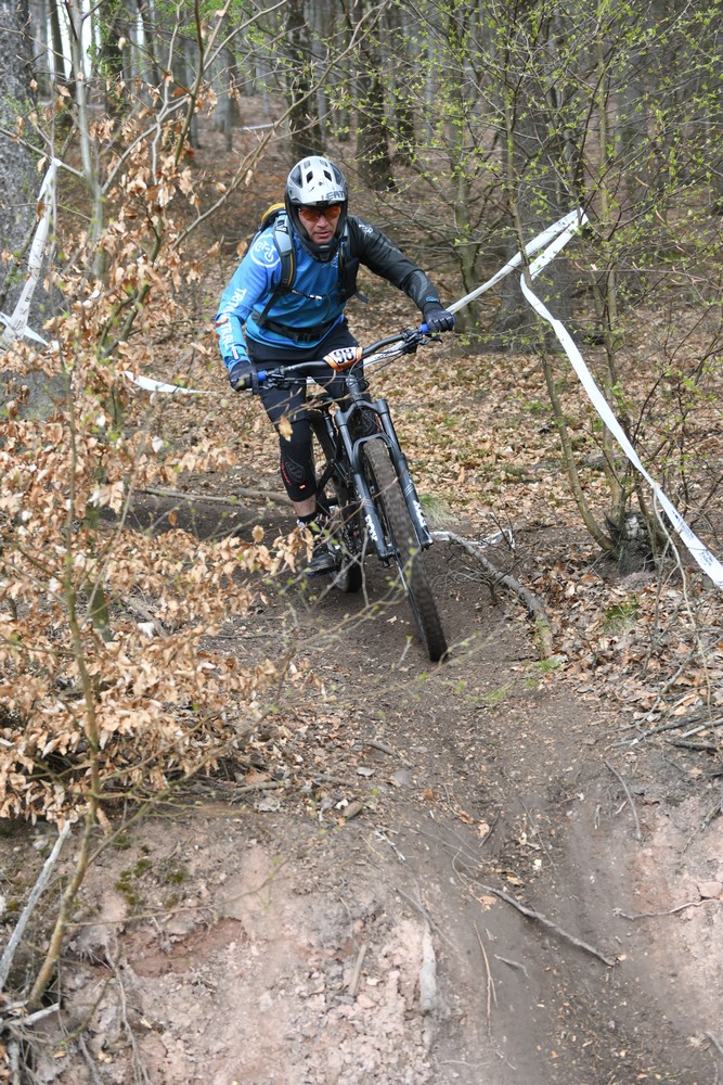 Náhled obrázku: 2023-1966-Enduro-TU-nedele-98.JPG