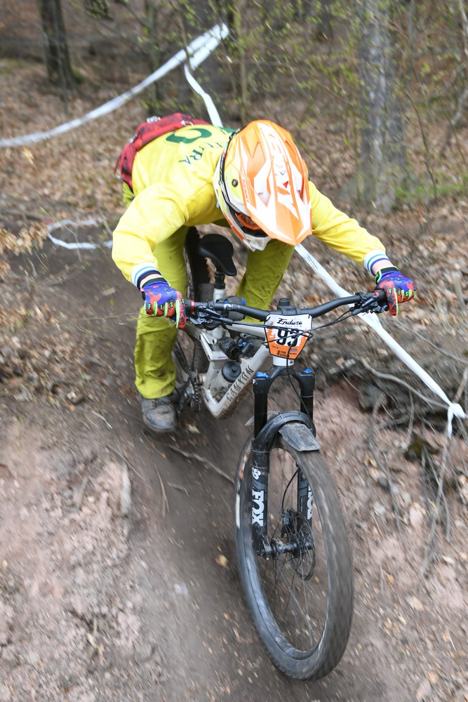 Náhled obrázku: 2023-1977-Enduro-TU-nedele-93.JPG