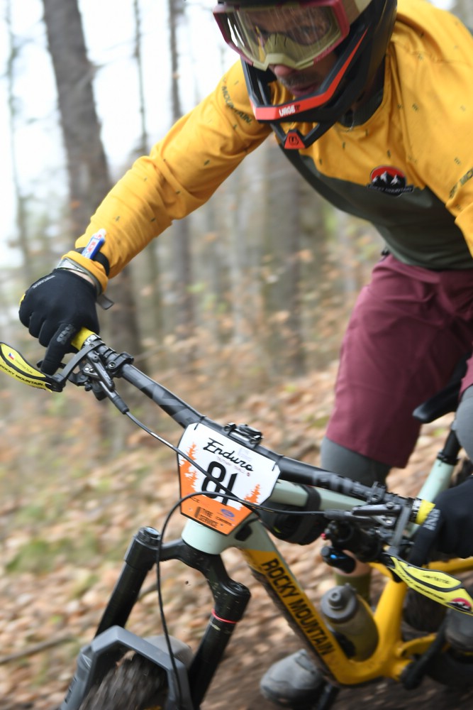 Náhled obrázku: 2023-1997-Enduro-TU-nedele-81.JPG