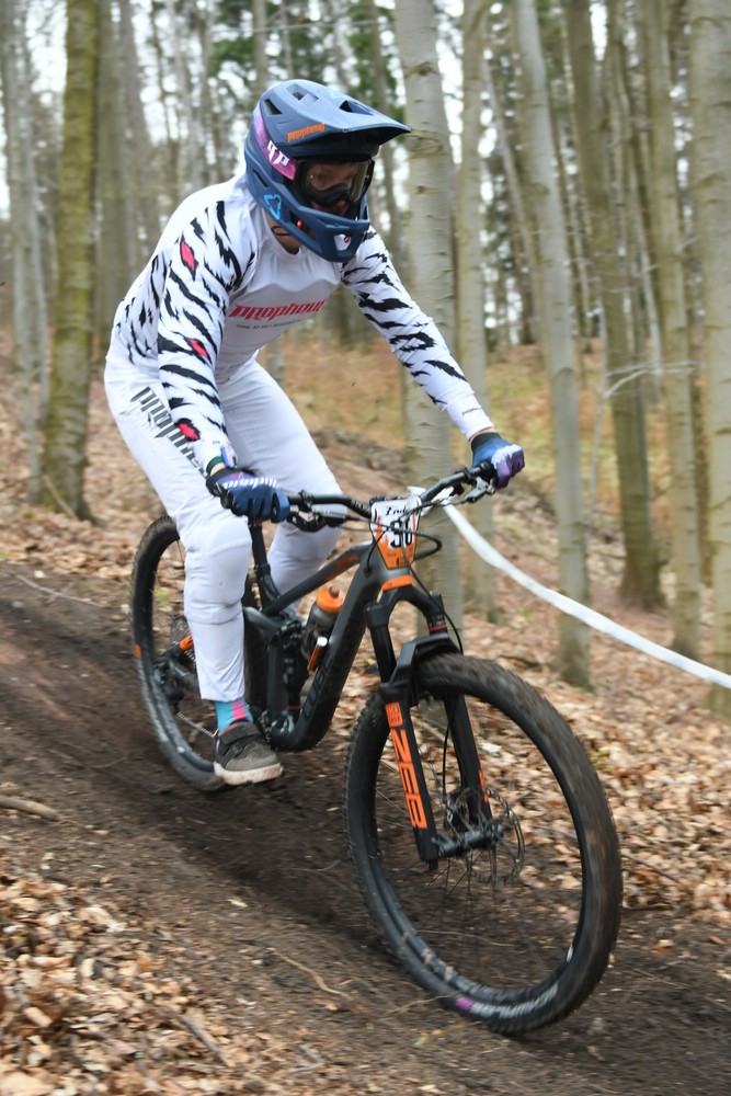 Náhled obrázku: 2023-2074-Enduro-TU-nedele-36.JPG