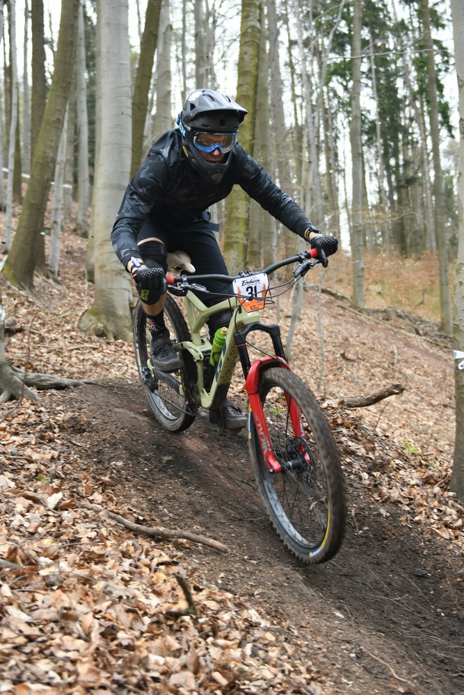 Náhled obrázku: 2023-2084-Enduro-TU-nedele-31.JPG