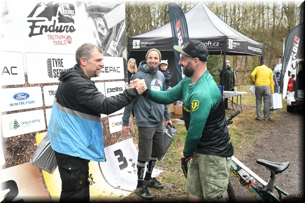 Náhled obrázku: 2023-2016-Enduro-TU-nedele.JPG