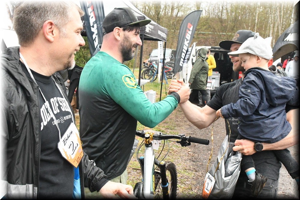 Náhled obrázku: 2023-2017-Enduro-TU-nedele.JPG