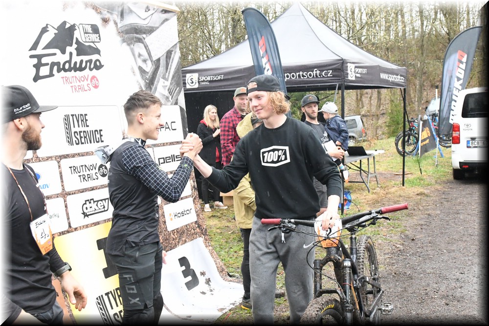 Náhled obrázku: 2023-2036-Enduro-TU-nedele.JPG