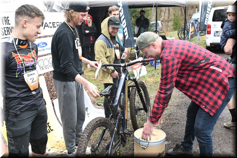 Náhled obrázku: 2023-2040-Enduro-TU-nedele.JPG